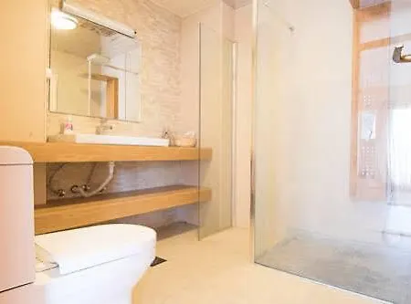 Apartment Antigona *